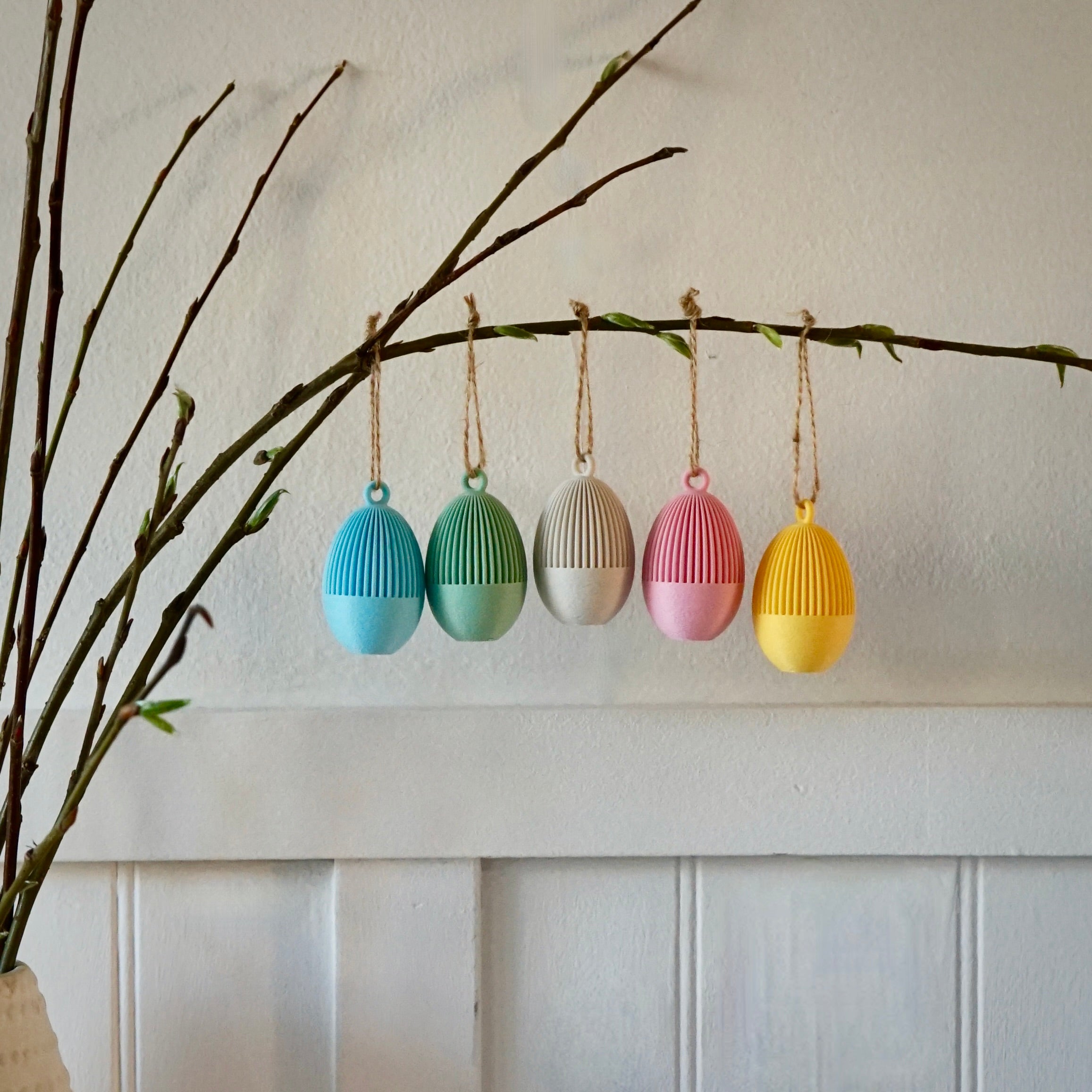 Willows Dipped Hanging Eggs (Set of 3)