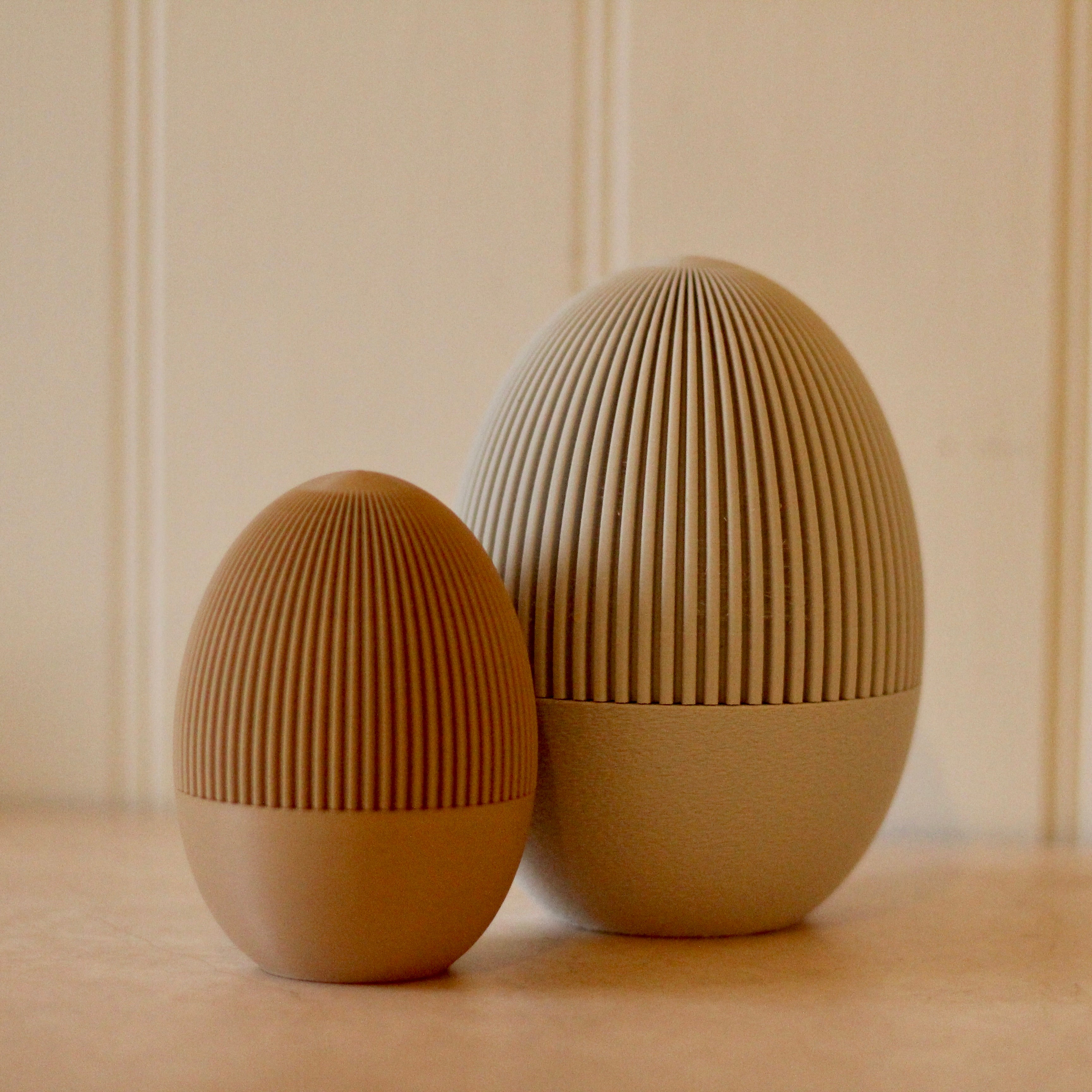 The Willows Hideaway Egg - Large