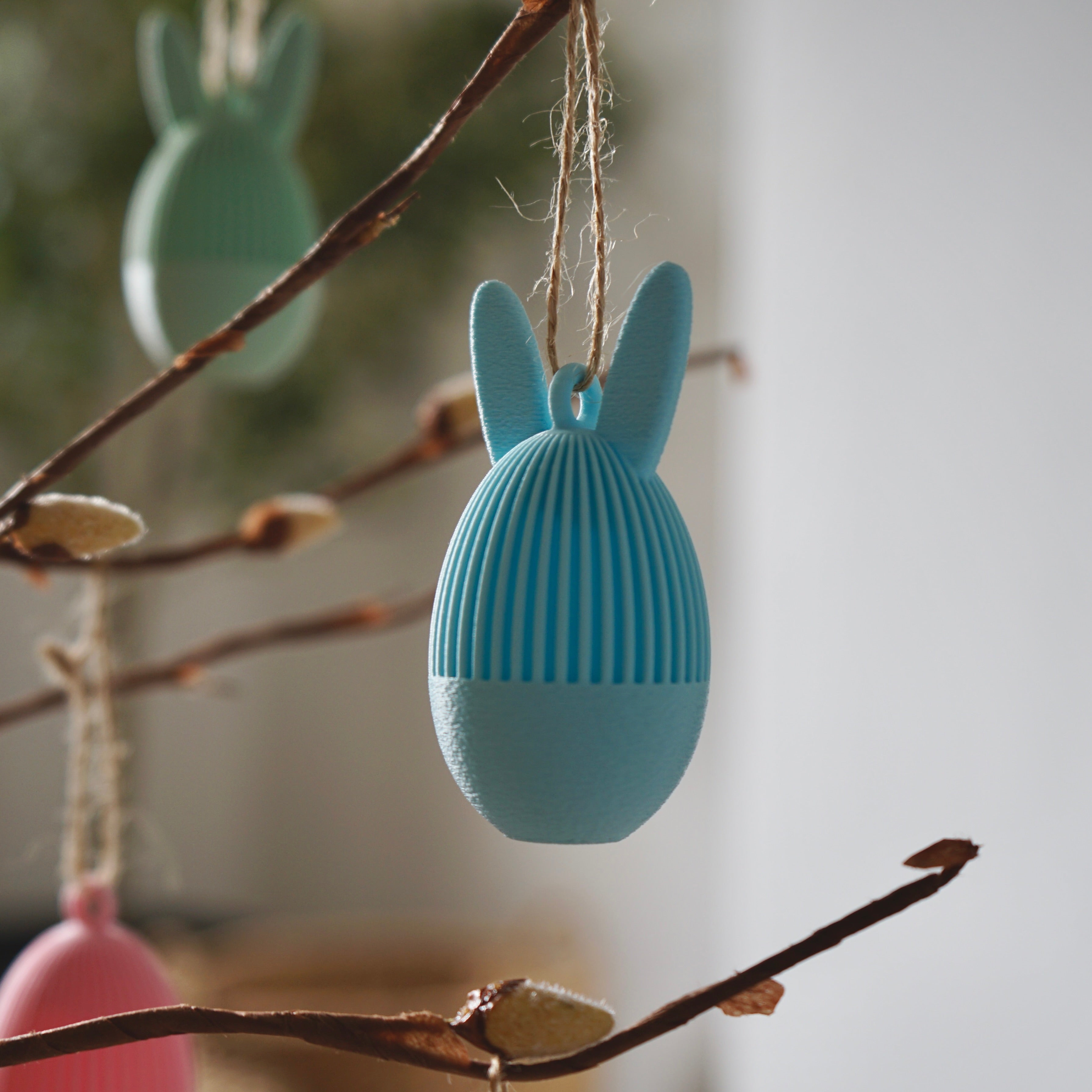 Willows Bunny Ear Hanging Eggs (Set of 3)
